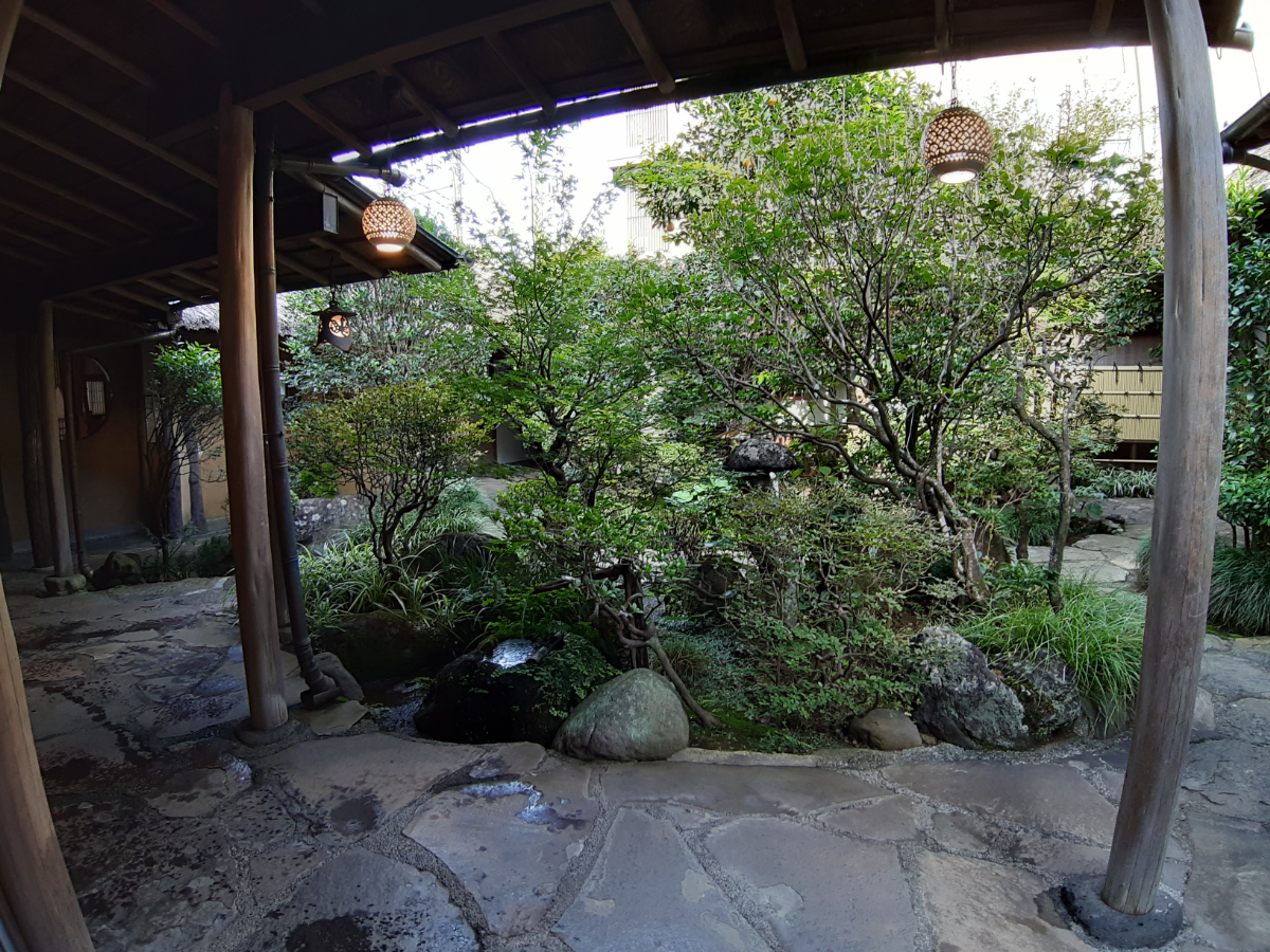 ホテル仙景の離れ山家荘