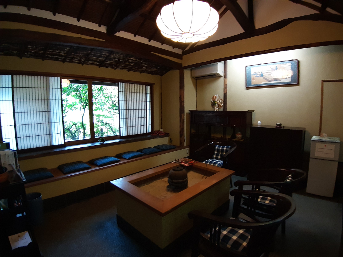 ホテル仙景の離れ山家荘