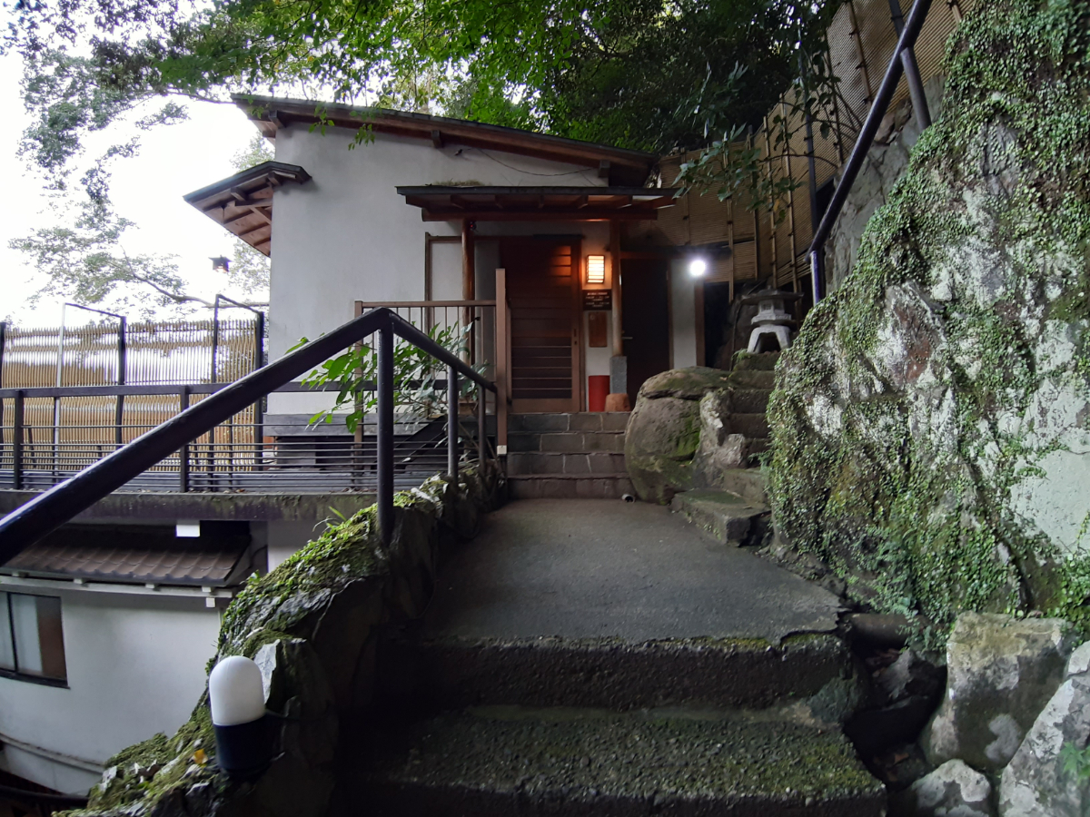 ホテル仙景の離れ山家荘