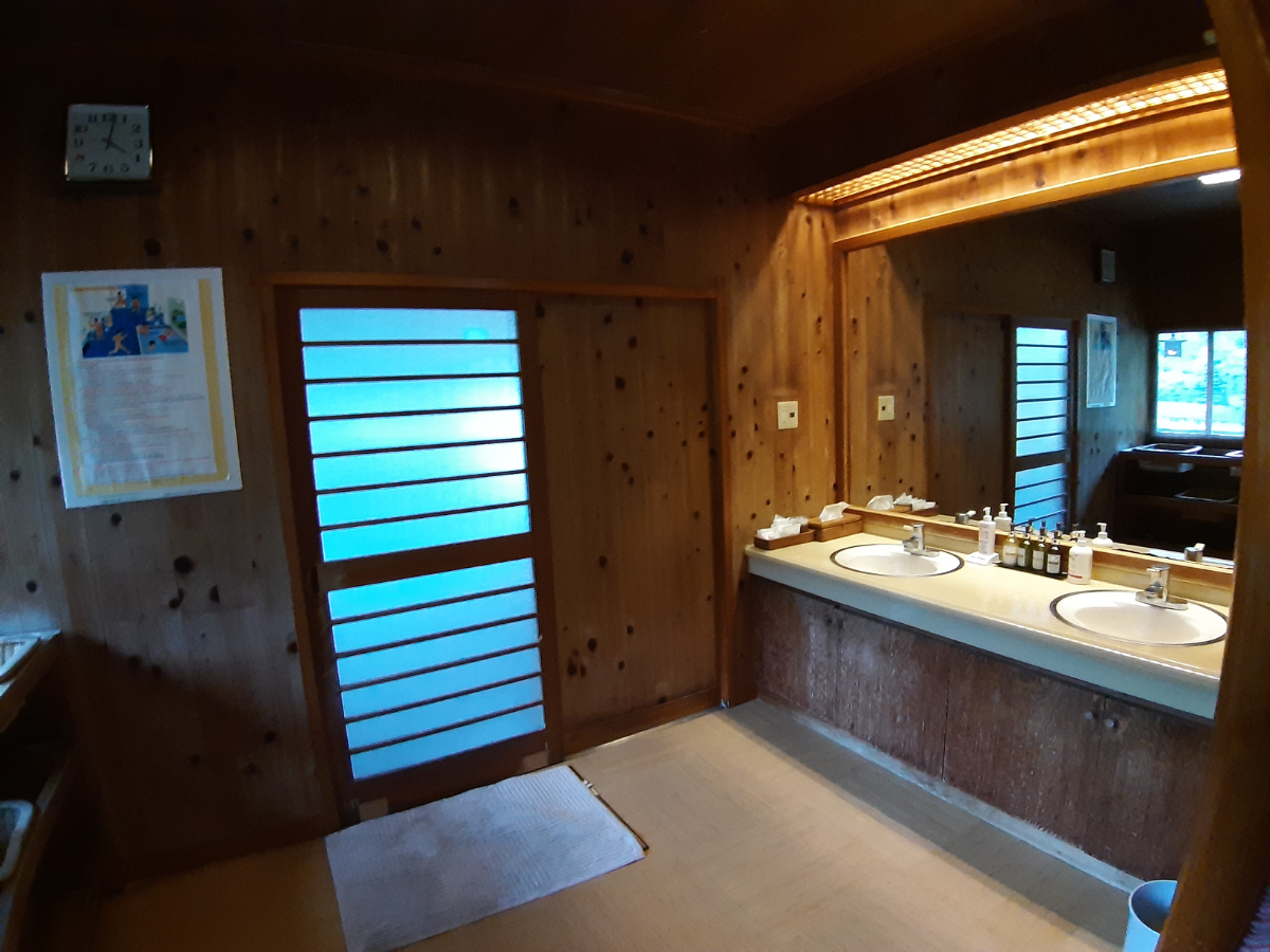 ホテル仙景の離れ山家荘