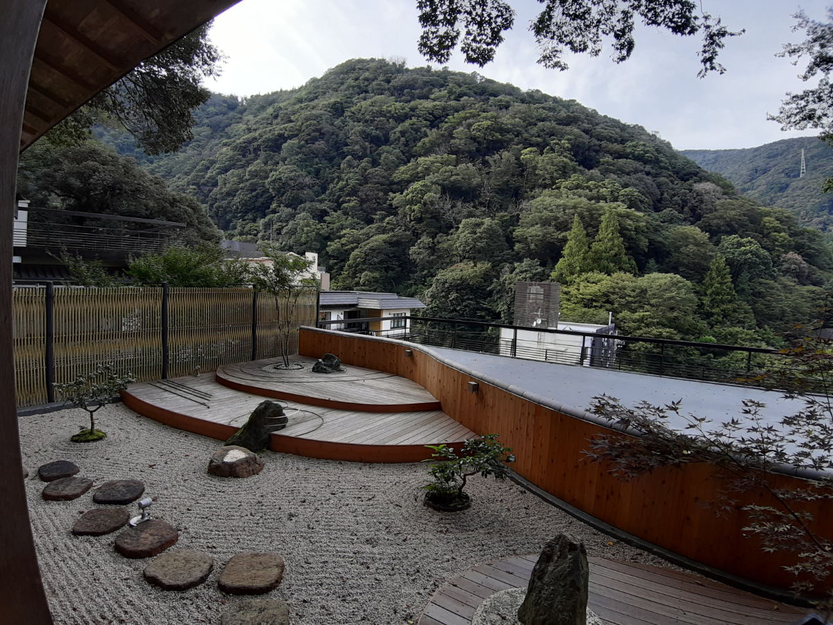 ホテル仙景の離れ山家荘