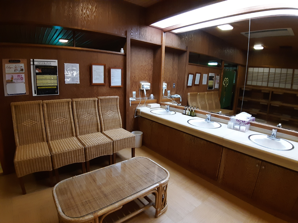 ホテル仙景の離れ山家荘