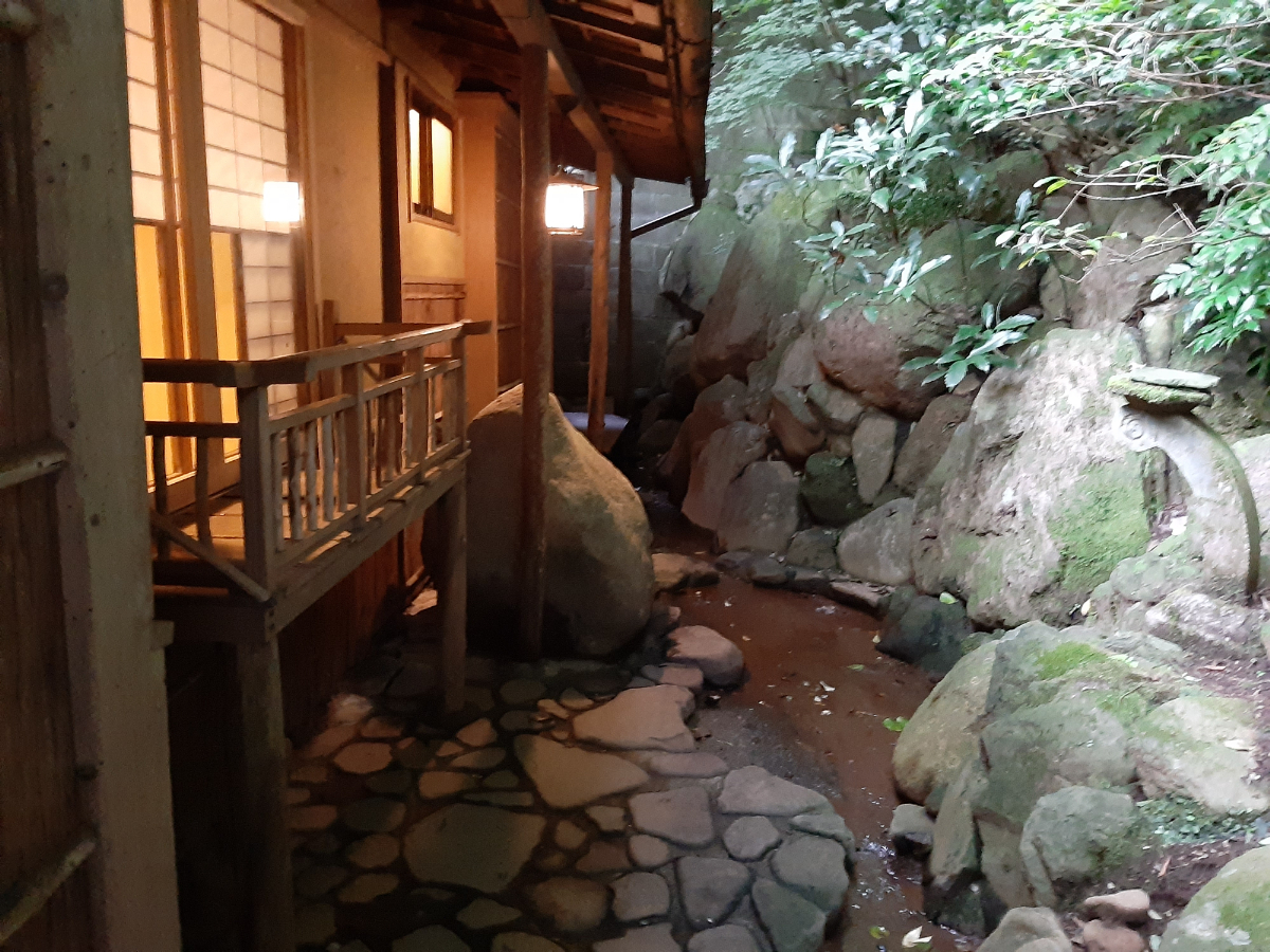 ホテル仙景の離れ山家荘