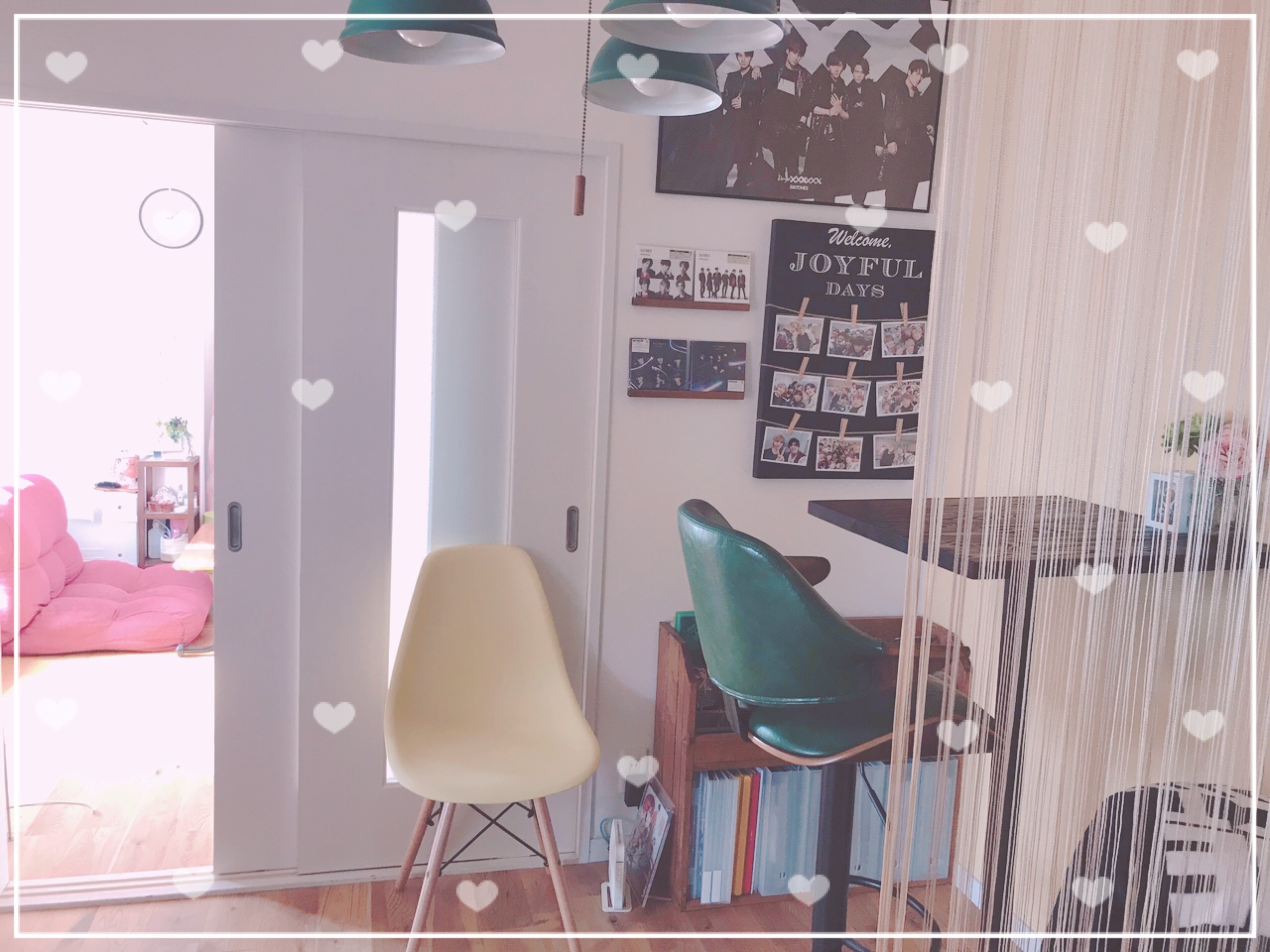 キッチンから見えるリビングも可愛い