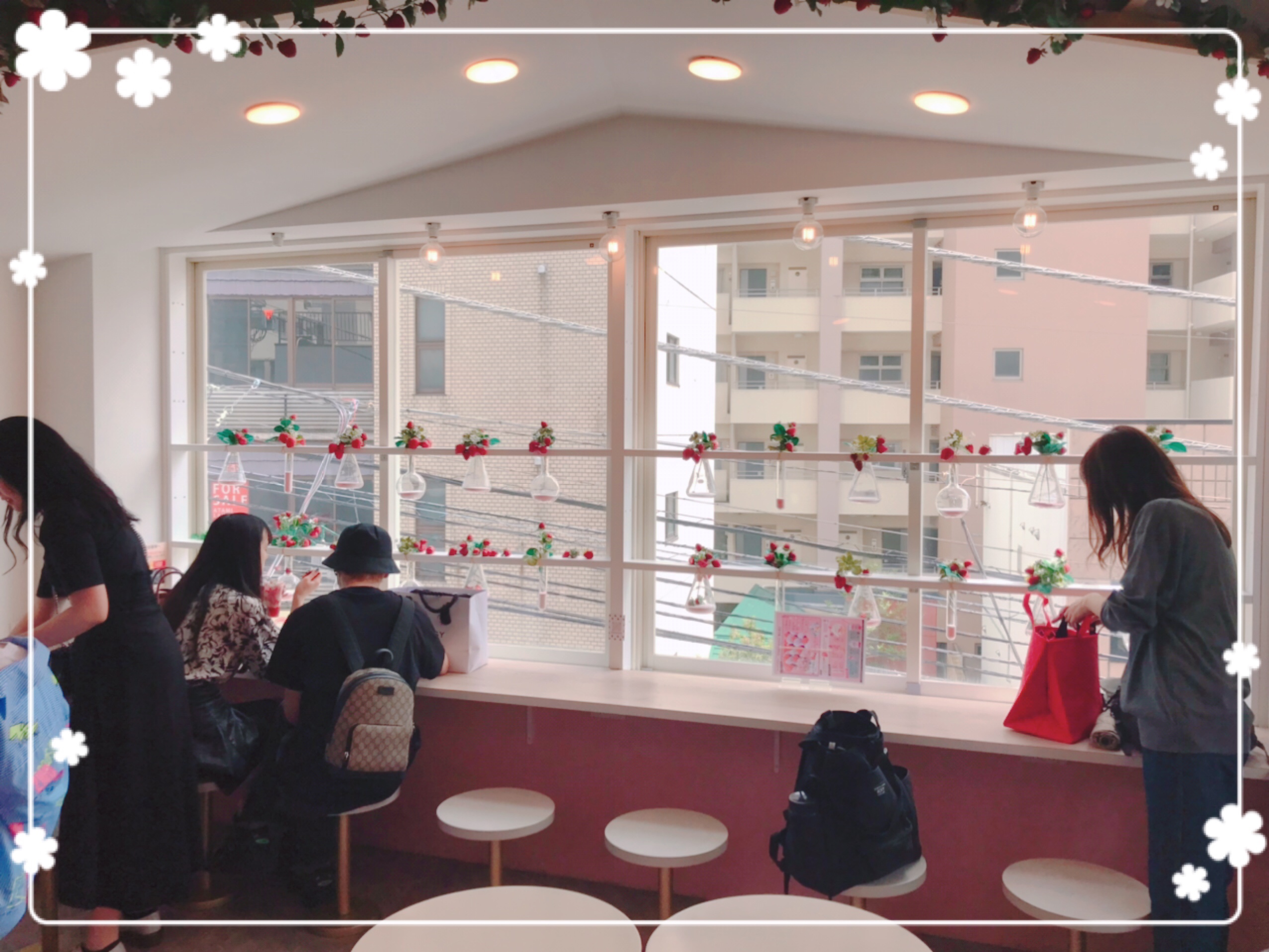 熱海旅行 飲食スペースもあり